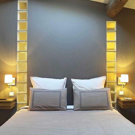 Le Moulin De Picaud Bed & Breakfast Grans Exterior photo