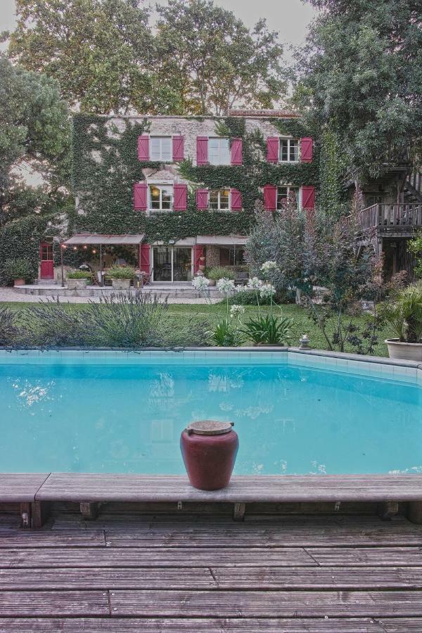 Le Moulin De Picaud Bed & Breakfast Grans Exterior photo